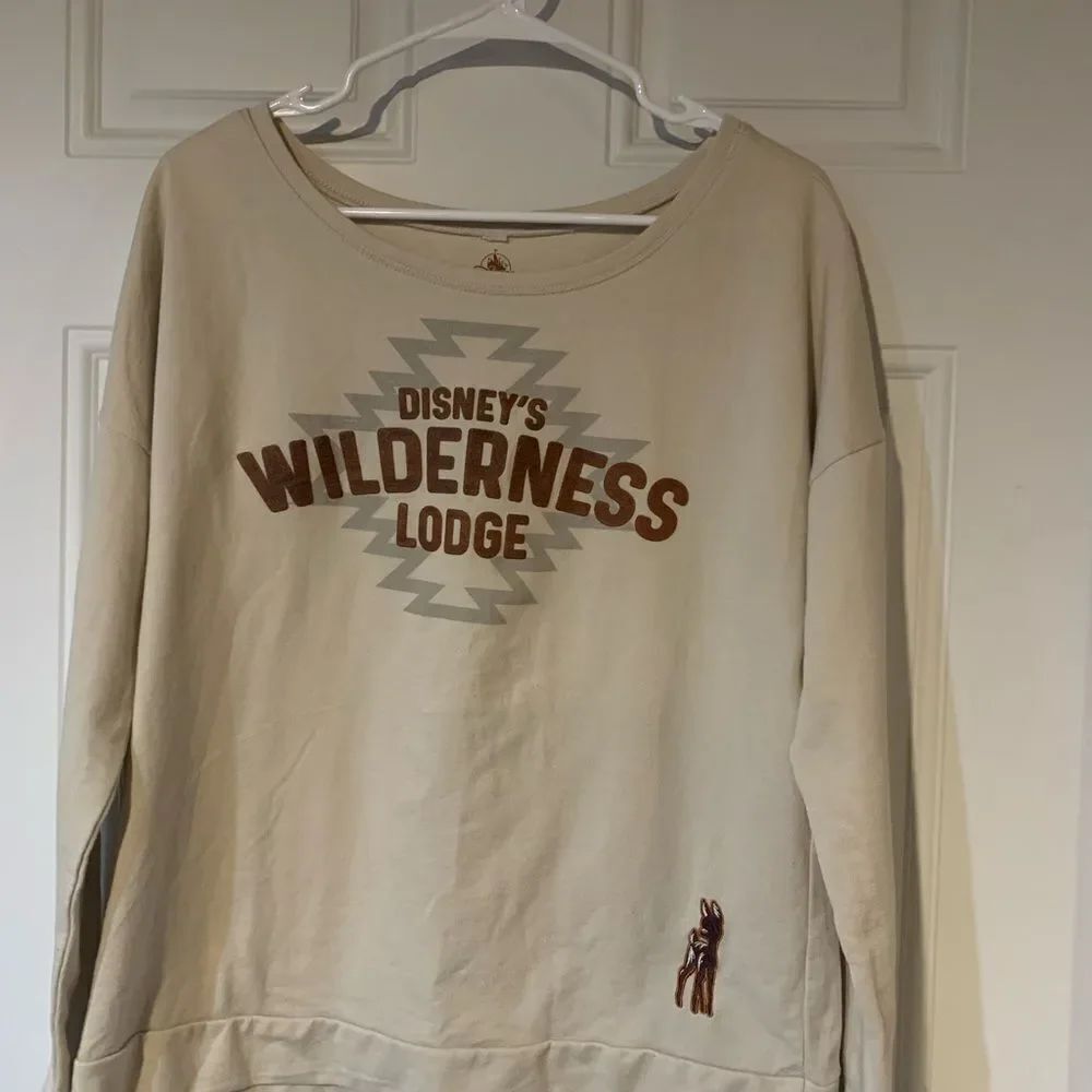 Vintage Disney's Wilderness Lodge Cream Sweatshirt